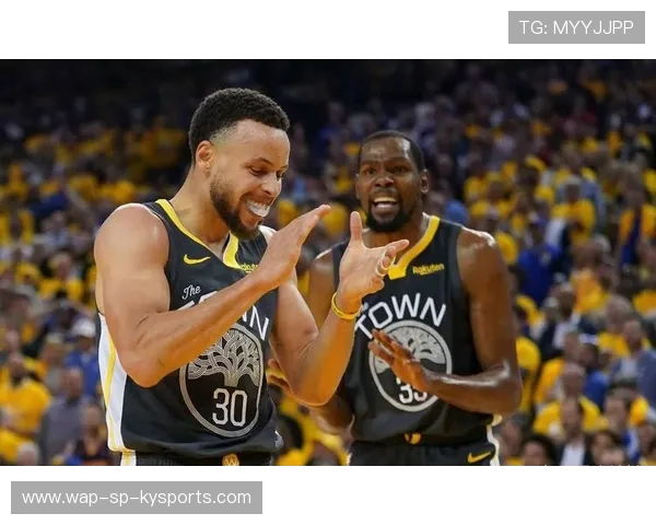 _勇士队利用战术多变，赢得漂亮胜利_，勇士队w