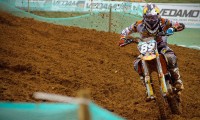 亚洲田径赛男子800米决赛：集体冲击1_45大关，田径男子800米亚洲纪录